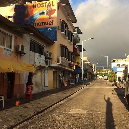 The Point Galapagos Hostal Emanuel Puerto Baquerizo Moreno Exterior photo